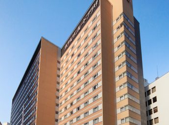 ホテルサンルートプラザ新宿　外観