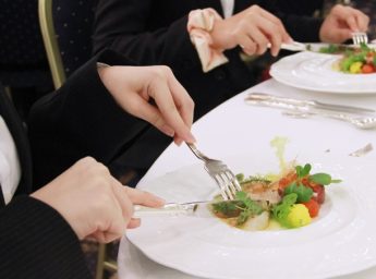 京都ガーデンパレス 「テーブルマナープラン」