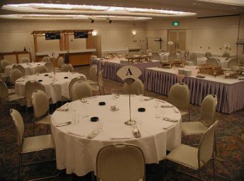 ホテル ルブラ王山 宴会場
