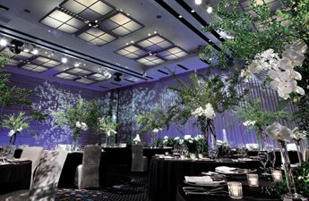ホテル日航大阪 宴会場 「鶴(ホワイエ含)」