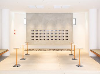 IWAI OMOTESANDO 会場